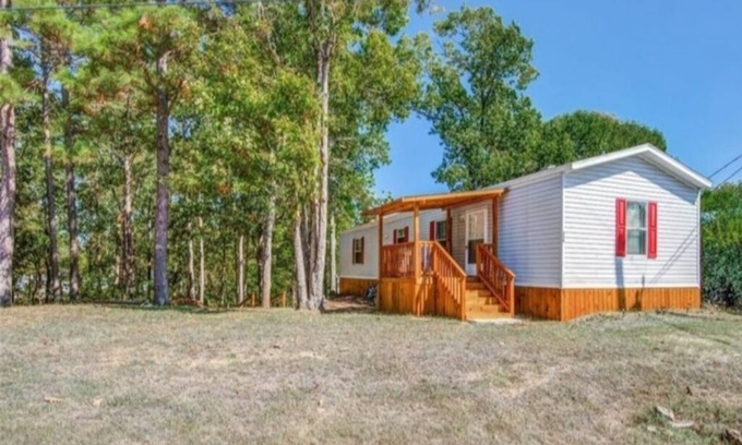 Pointblank House | Scenic Lake View Retreat on Beautiful Lake Livingston