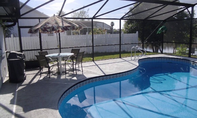 Morgan Point Villa | Scenic Lake View Villa with Private Pool & Breakfast