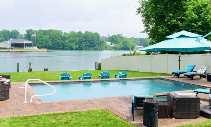 Asbury Park House | Top-Rated Lakefront Retreat with Spa and Ocean Views