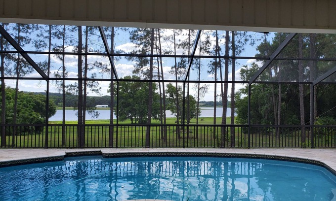 Dade City House | Tranquil Lakeview Retreat with Saltwater Pool Oasis