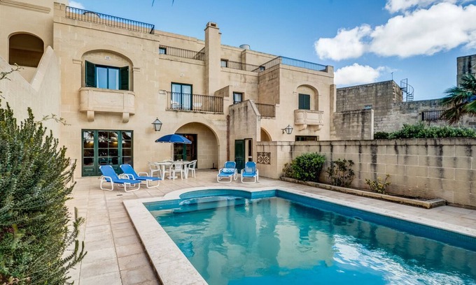 Ta' Għammar House | Inviting Pool Villa with Ocean View and Private Terrace