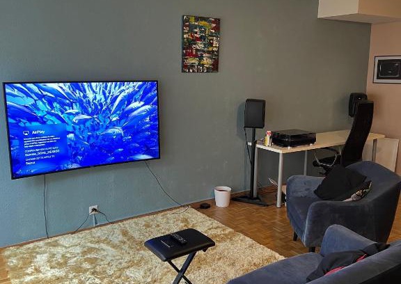 Malombre Apartment | Prime Studio in Central Geneva with Free Wifi & Pet Friendly