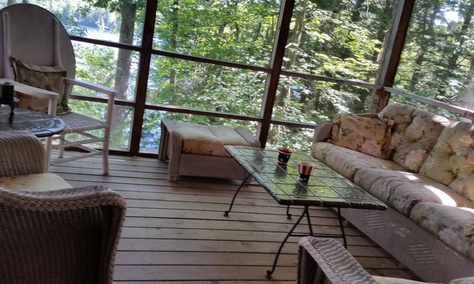 Sutton House | Charming Log Cabin Overlooking Blaisdell Lake with Beach Access