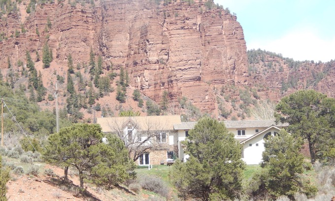 Basalt House | Idyllic Private Home Steps from Frying Pan River & Aspen