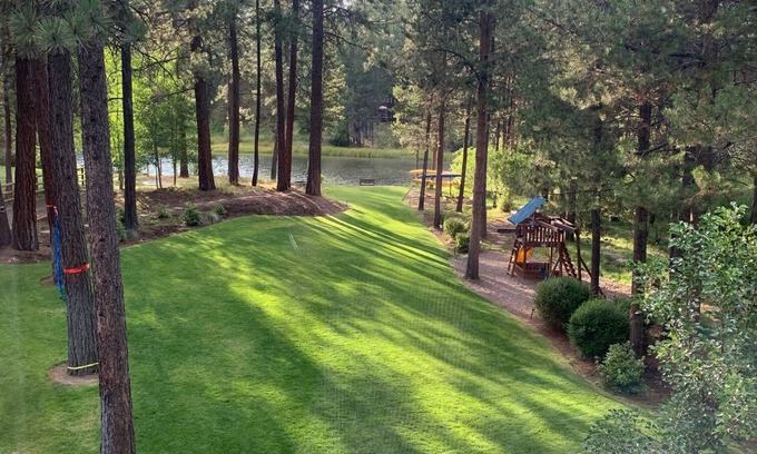 Sunriver House | Riverside Retreat Near Sunriver: 9.8 Rated & Pet Friendly