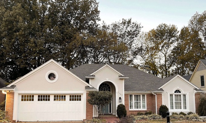 Cordova House | Inviting Memphis Home with Hot Tub & Spacious Kitchen
