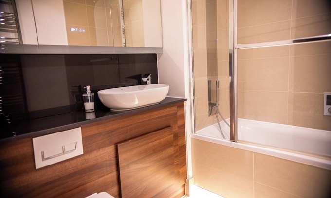 Maidstone Apartment | Beautiful Modern flat in the Center of Maidstone Kent