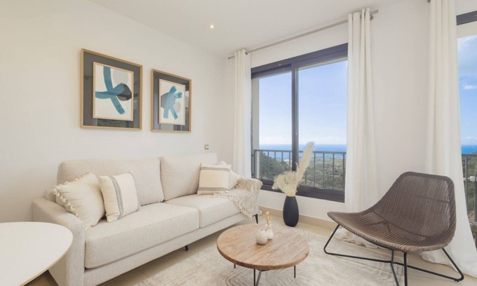 Marbella Apartment | Modern Holiday Apartment with Sea Views, Spa & Gym Access