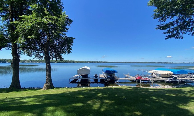 Alexandria Condo | Beautiful newly remodeled Lake Le Homme Dieu getaway