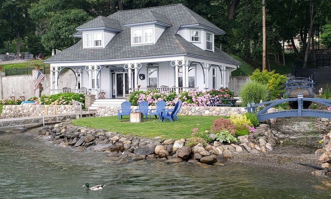 Penn Yan House | Idyllic Keuka Waterfront Home with Pool and Ocean Views