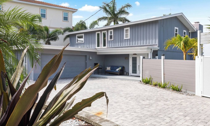 Baywood Village House | Beautiful Oceanfront 4BR Palm Harbor home w/pool, chef's kitchen, and boat dock
