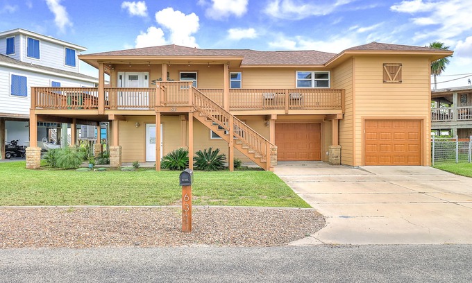 Rockport House | Oceanfront Retreat with Dock, Central AC & Family-Friendly Amenities