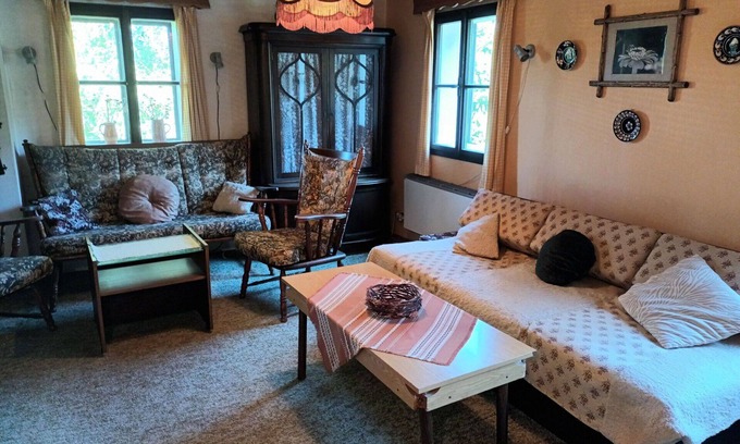 Smrzovka Villa | Inviting Villa for 12 with Pet-Friendly Amenities