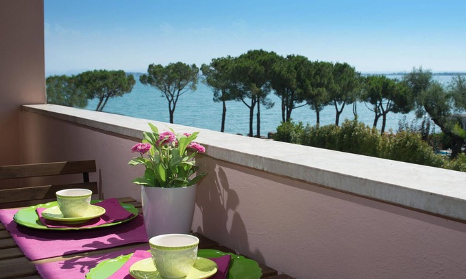 Desenzano del Garda City Centre Apartment | Inviting Penthouse with Lake Views and Free WiFi