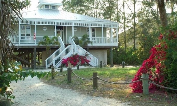 Palm Island House | Inviting Palm Island Getaway: Pool, Spa & Steps to Beach