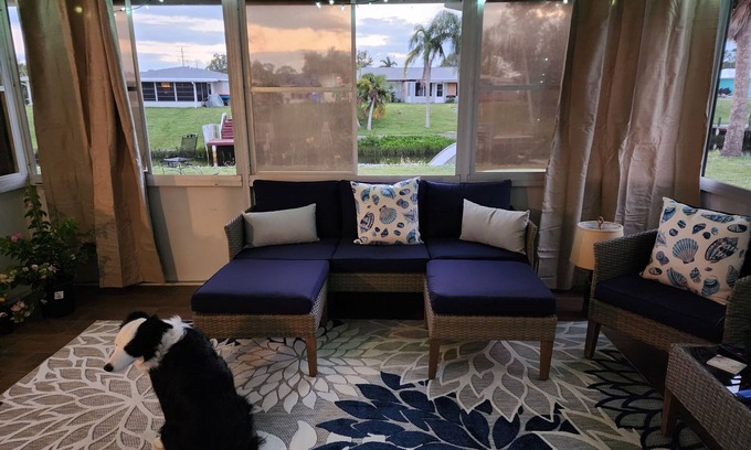 North Port Cottage | Pet-Friendly Canal Retreat: Perfect for Fishing and Kayakers