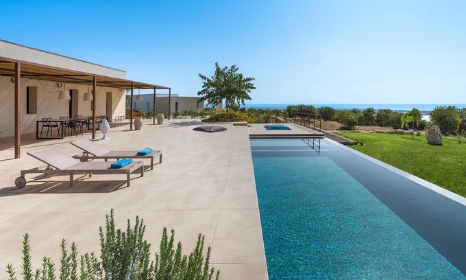 Scicli Villa | Inviting Pool Villa Retreat in Beautiful Sampieri