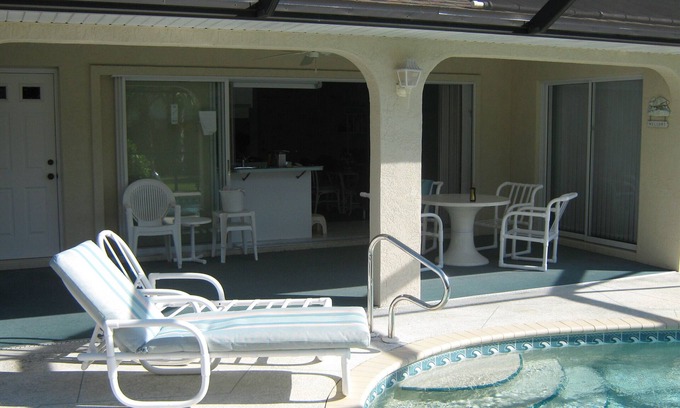 Port Charlotte House | Inviting Port Charlotte Pool Home with Ocean View & Spa