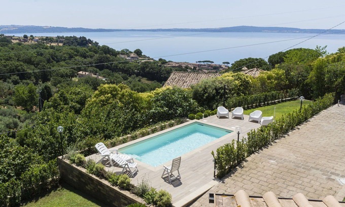 Lake Bracciano Villa | Private Villa with Pool, A/C & Pet-Friendly Amenities