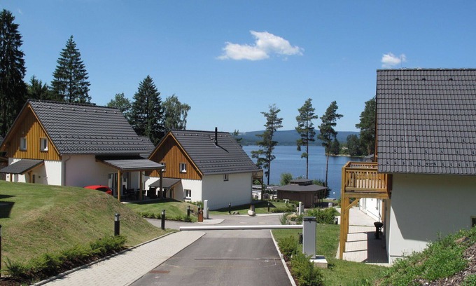 Lojzova Paseka House | Inviting Villa for 5 with Hot Tub, WiFi, and Pet Friendly