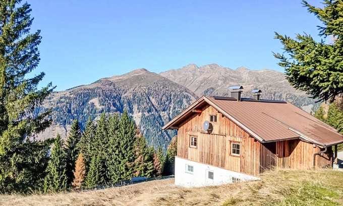 Greifenburg House | Beautiful private villa for 10 guests with WIFI, TV, patio, pets allowed and parking