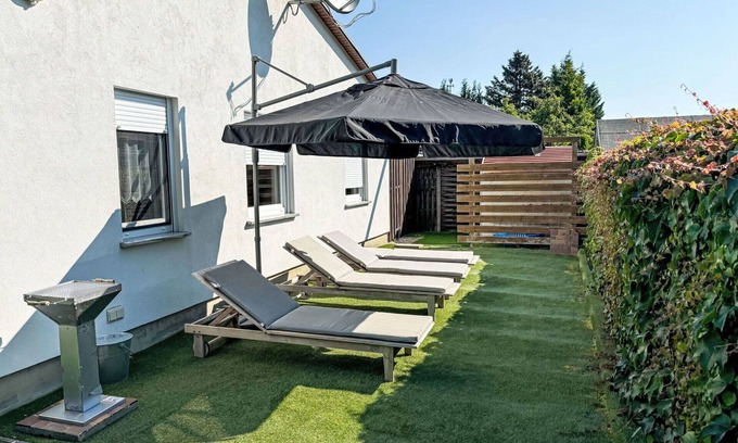 Loissin House | Beautiful private villa for 4 guests with A/C, WIFI, TV, terrace, pets allowed and parking