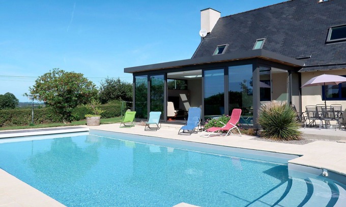 Cast House | Elegant Private Villa with Pool & Ocean Views Await You