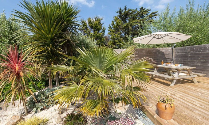 Kerlouan House | Inviting Private Villa for 6 with Ocean View and Pets Welcome
