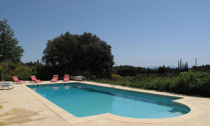 Tourtour House | Cozy Private Villa for 6 with Pool & Pet-Friendly Options