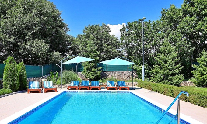 Caporice House | Inviting Private Villa with Pool & Wi-Fi for 7 Guests