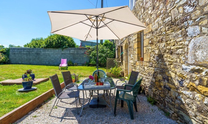 Crozon House | Inviting Private Villa for 5 with Oceanfront Views & WIFI
