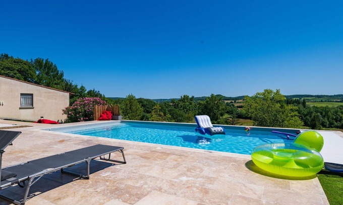 Dausse House | Private Villa for 6 with Pool & Panoramic Views
