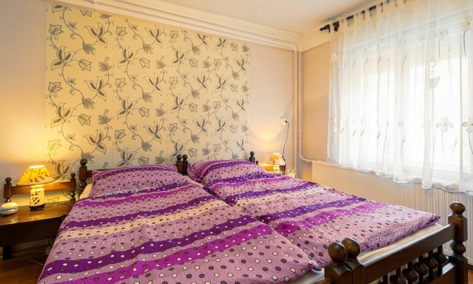 Fonyodliget House | Cozy Private Villa for 4 Guests with Lake View & Spa
