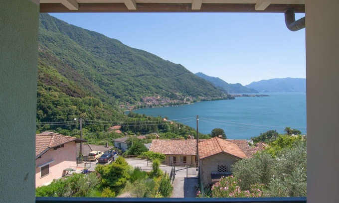Olgiasca House | Private Villa for 3 with WiFi, Terrace & Lake View