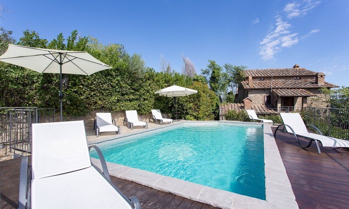 Camucia Villa | Stunning Private Villa with Ocean Views & Relaxing Pool