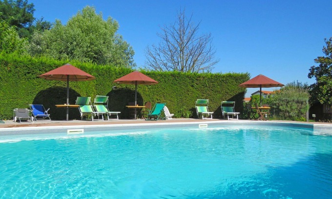 Malcontenta Villa | Inviting Private Villa with Pool, A/C, and Great Amenities