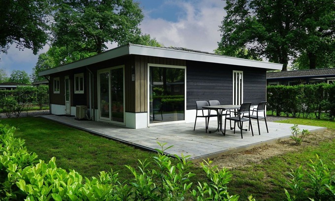 Susteren House | Private Villa for 6 with Pool, WiFi and Family Amenities