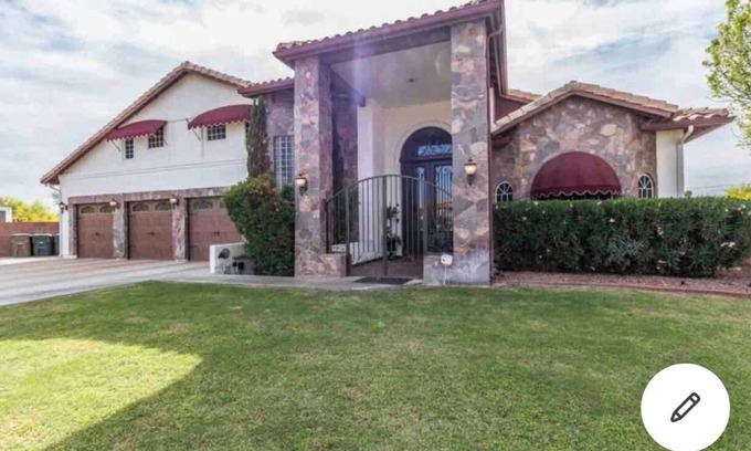 Peoria House | Inviting Peoria Retreat with Pool & Close to Stadium