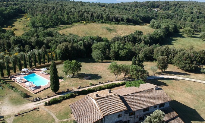 Narni Villa | Elegant Property with Private Pool in Tranquil Setting