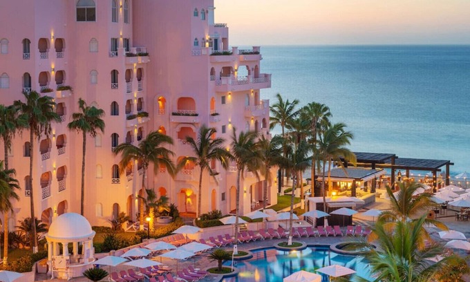 El Medano Ejidal Hotel | Cozy Pueblo Bonito Rose Suite with Pool and Spa Access