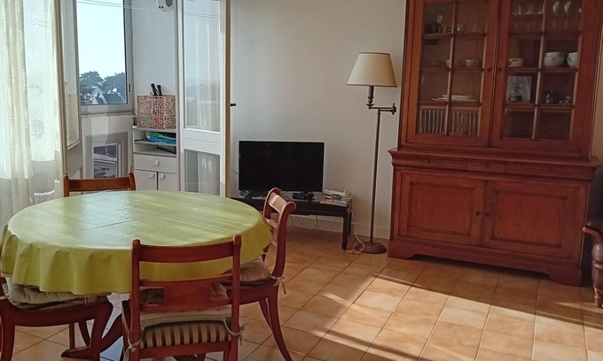 Rotheneuf-Le Pont Apartment | Renovated Apartment with Sea View, Steps from the Beach