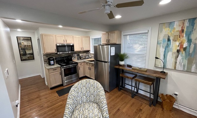 Detroit Apartment | Tranquil Boston-Edison District: Guest Rated 10/10 Stay
