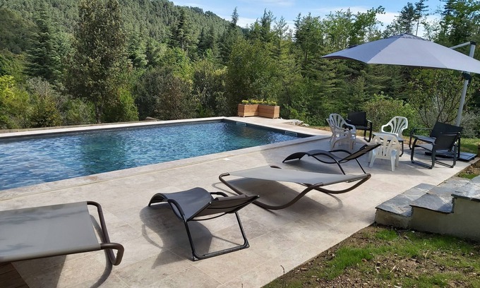 Banne House | Elegant Getaway with Pool and Ocean Views, Near Vans