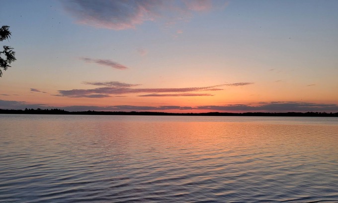 Ramara Cottage | BEAUTIFUL RENOVATED 2 BEDROOM INDIRECT WATERFRONT COTTAGE ON LAKE DALRYMPLE
