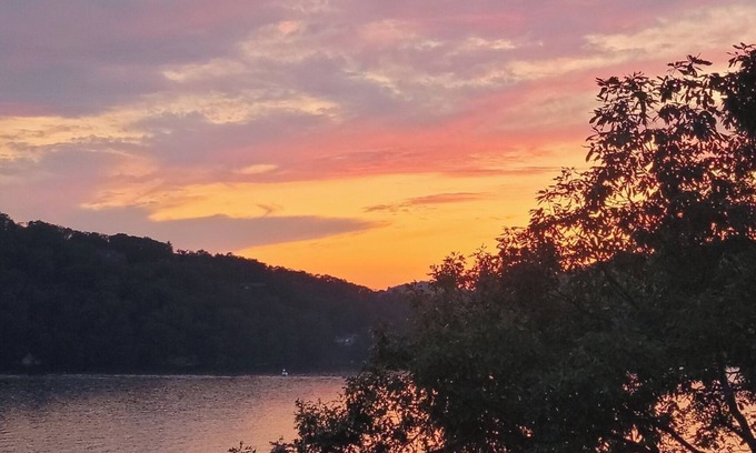 New Fairfield House | Scenic Waterfront 2BR Home with Sunset Views at Candlewood Lake