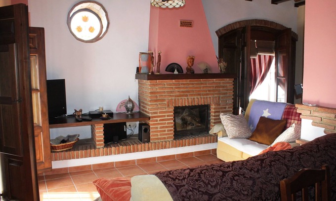 Alora House | Idyllic Restored House in Central Alora with Scenic Views