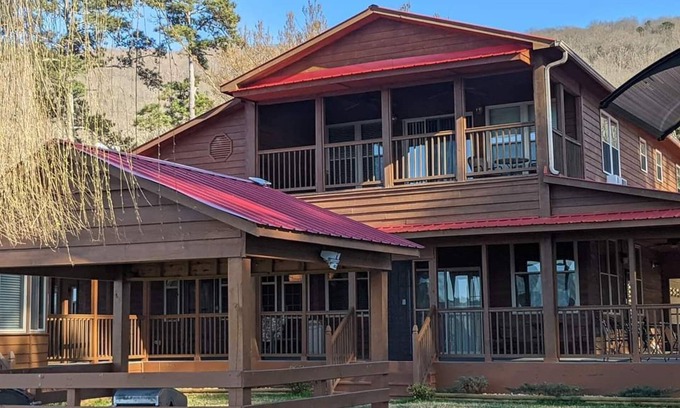 Scottsboro Cabin | Rustic Lodge Retreat on Lake Guntersville with Private Dock