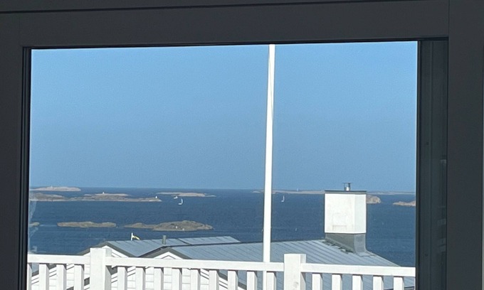 Fiskebackskil Villa | Enchanting Summerhouse with Breathtaking Seaview in Fiskebäckskil