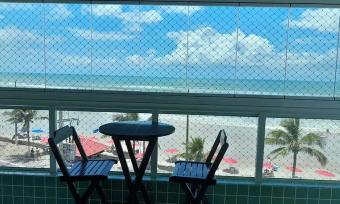 Vila Anhanguera Apartment | Seafront Escape: Guest Rated 10/10 with Ocean Views