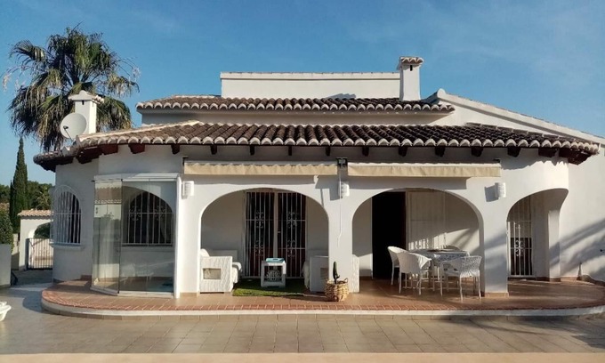 Media Luna Villa | Idyllic Villa in Javea with Ocean View and Heated Pool
